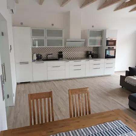 Apartment Constanza *