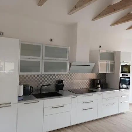 Constanza Plau am See